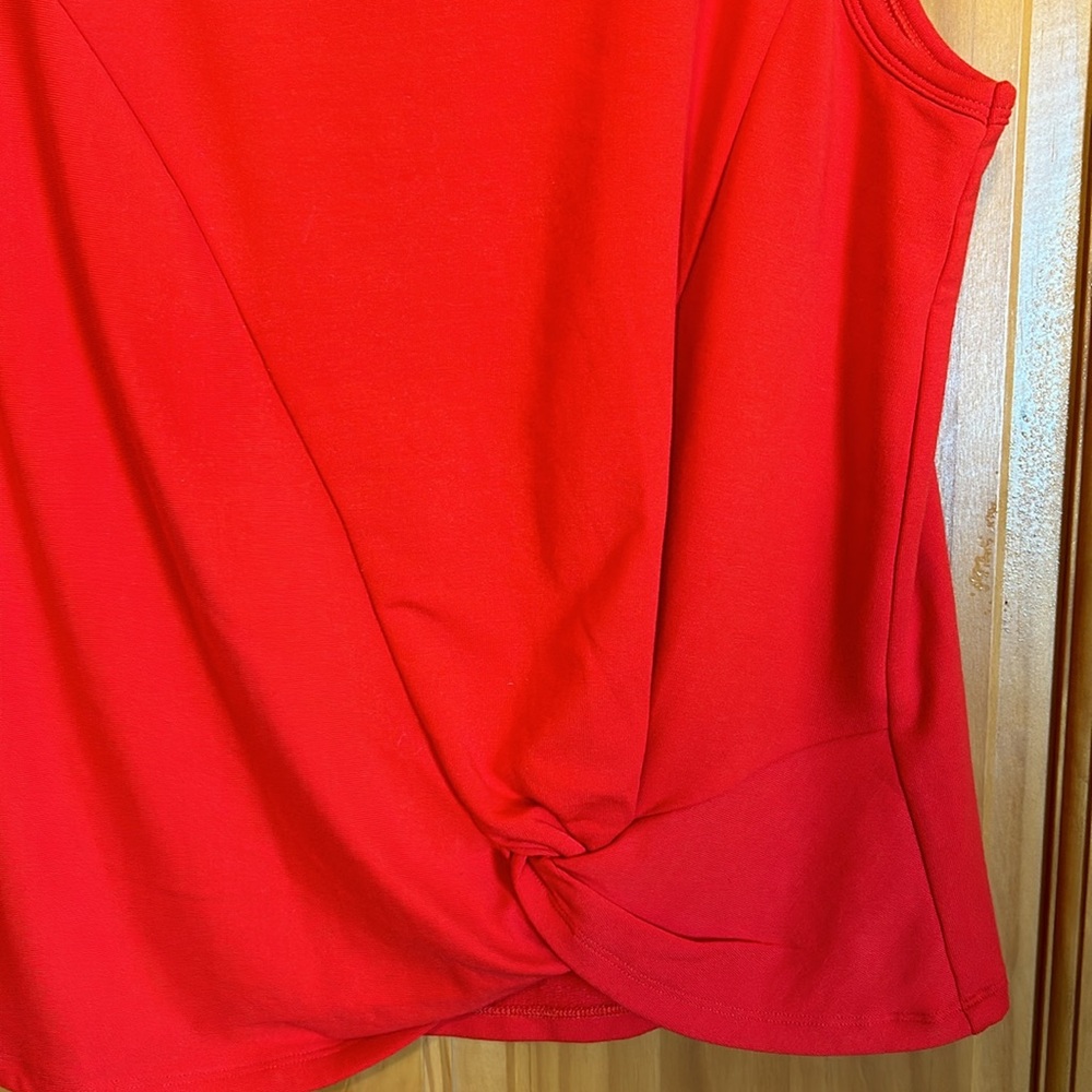 CAbi Style #5757 Knotty Tank - Picture 2 of 6